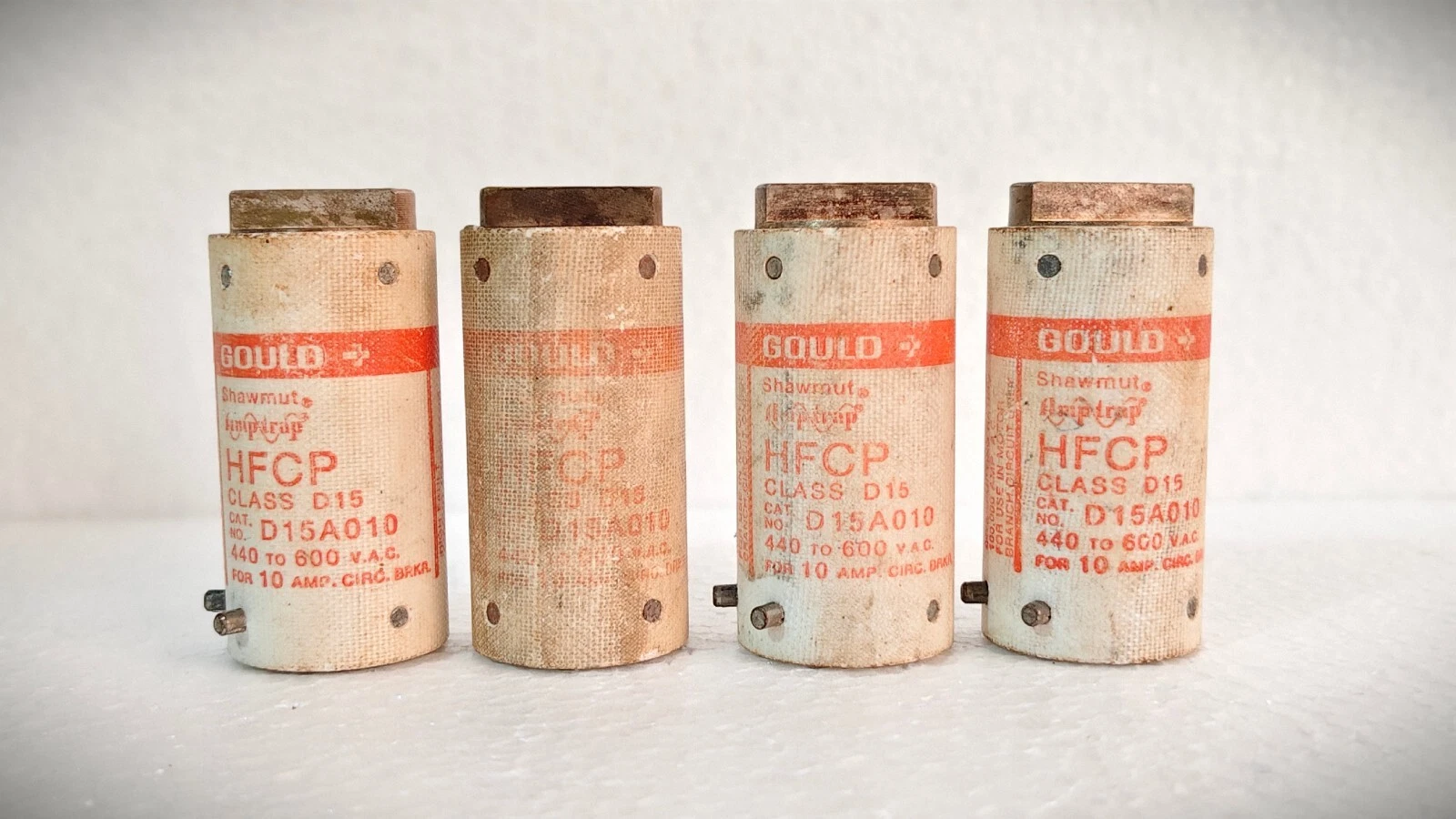 Gould Shawmut hfcp / HFCP D15A010 Fuse Lot of 04 Pcs